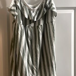 Maternity ruffled front tank top